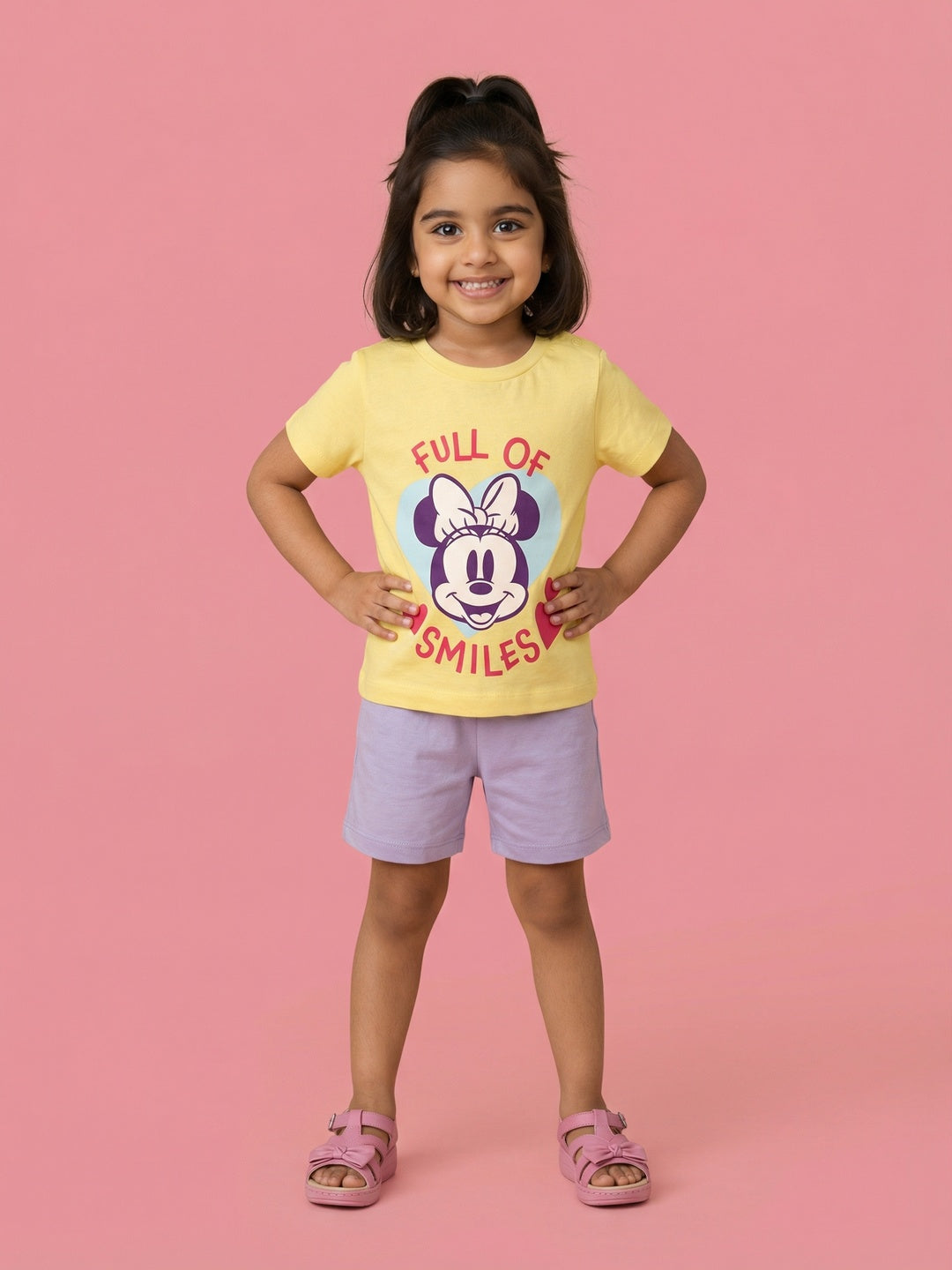 Nautinati Baby Girls Minnie Mouse Printed Regular Fit Round Neck T-shirt and Shorts Clothing Set