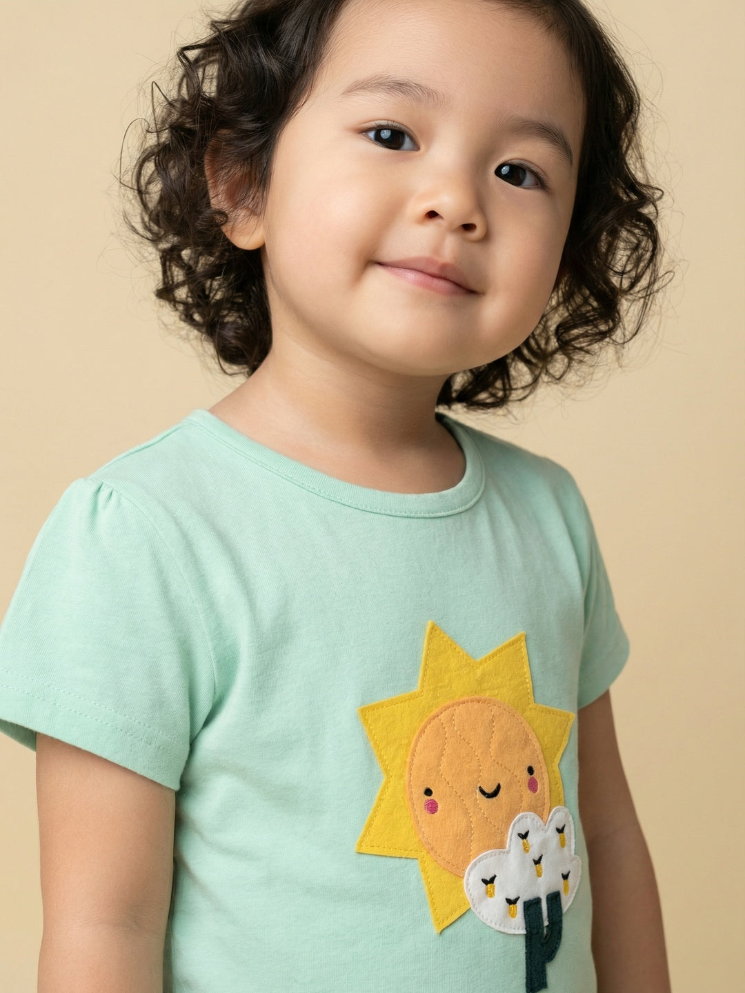 Nautinati Baby Girls Playful Printed Regular Fit Round Neck T-shirt and Shorts Co-ord Set