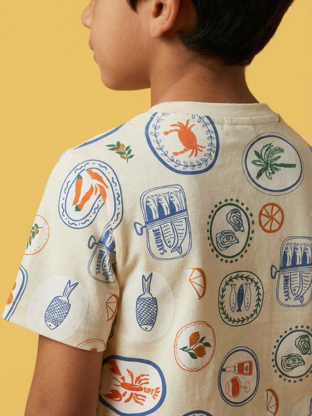 Nautinati Boys Off-White Cotton All Over Print Half-Sleeve Summer T-shirt and Shorts Set