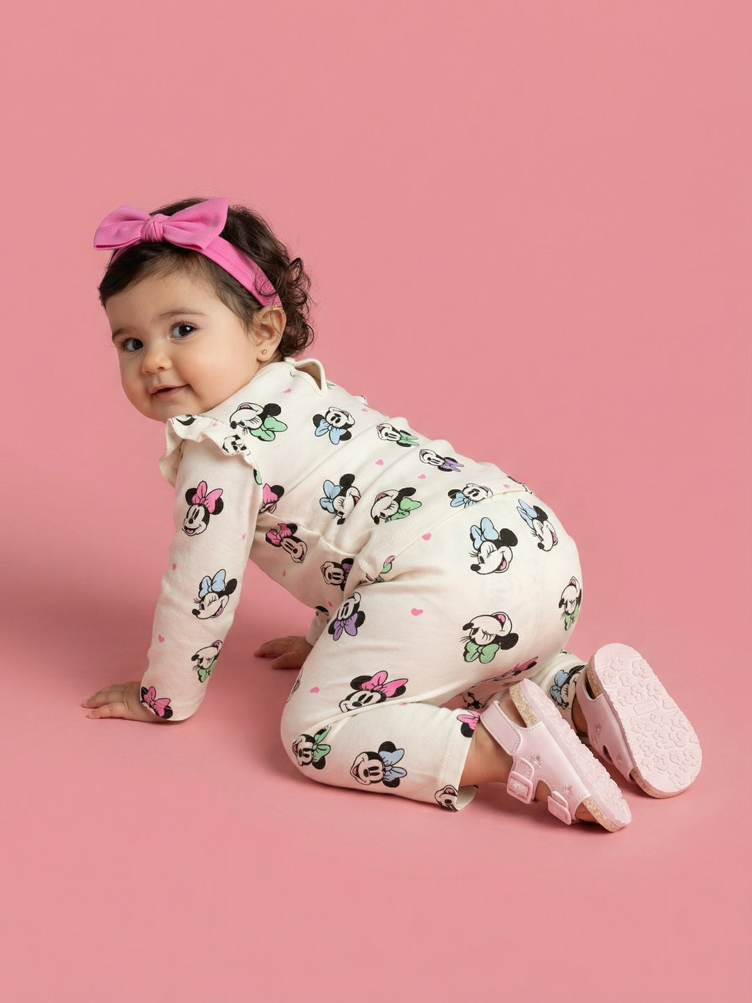 Nautinati Baby Girls' 100% Cotton All-over Disney Minnie Mouse & Heart Print T-shirt and Trackpant Co-ord Set
