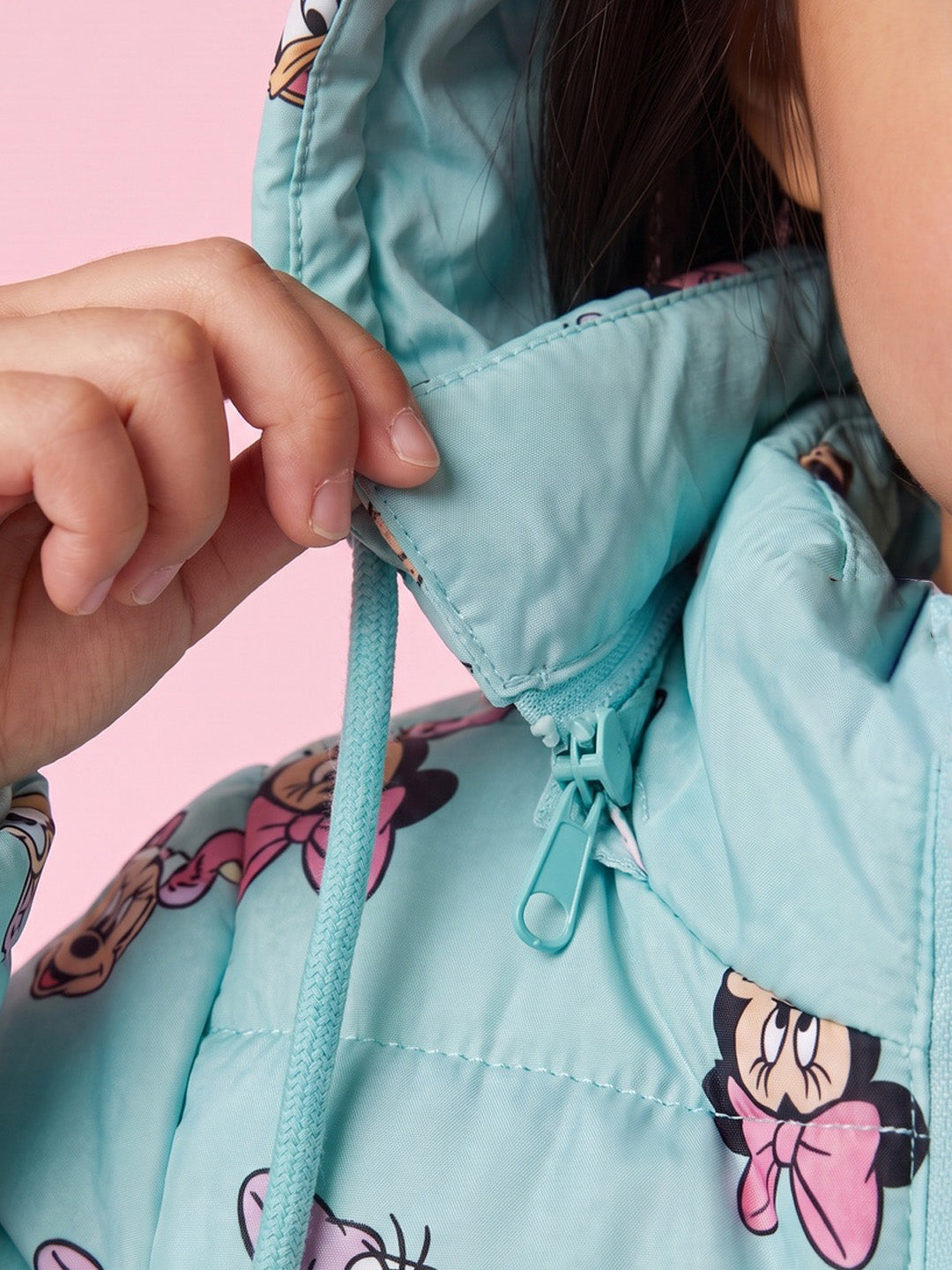 Nautinati Girls Disney Minnie & Daisy Regular Fit Hooded Printed Puffer Jacket with Front Zip