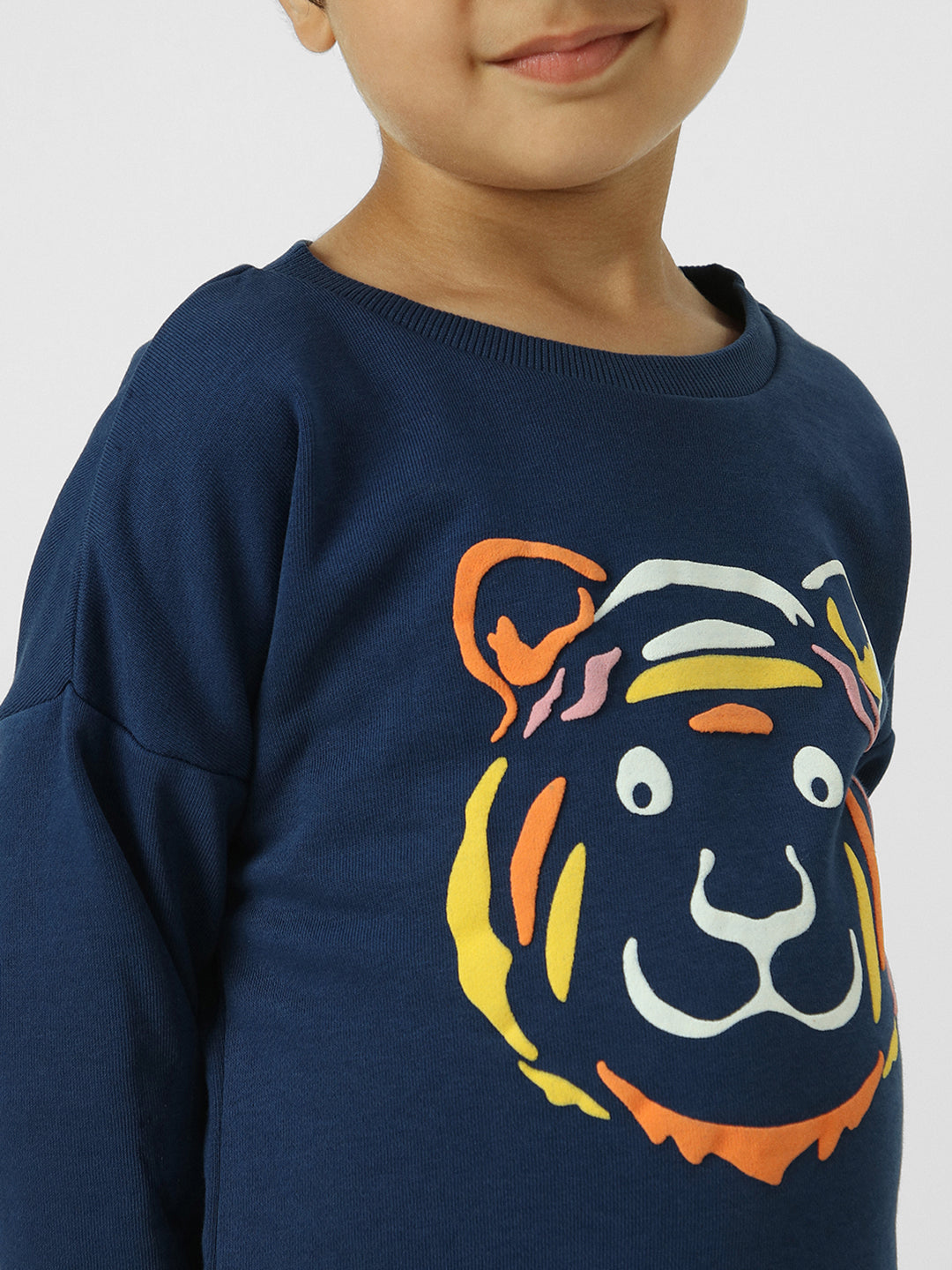 Boys Graphic Printed Round Neck Pullover Sweatshirt