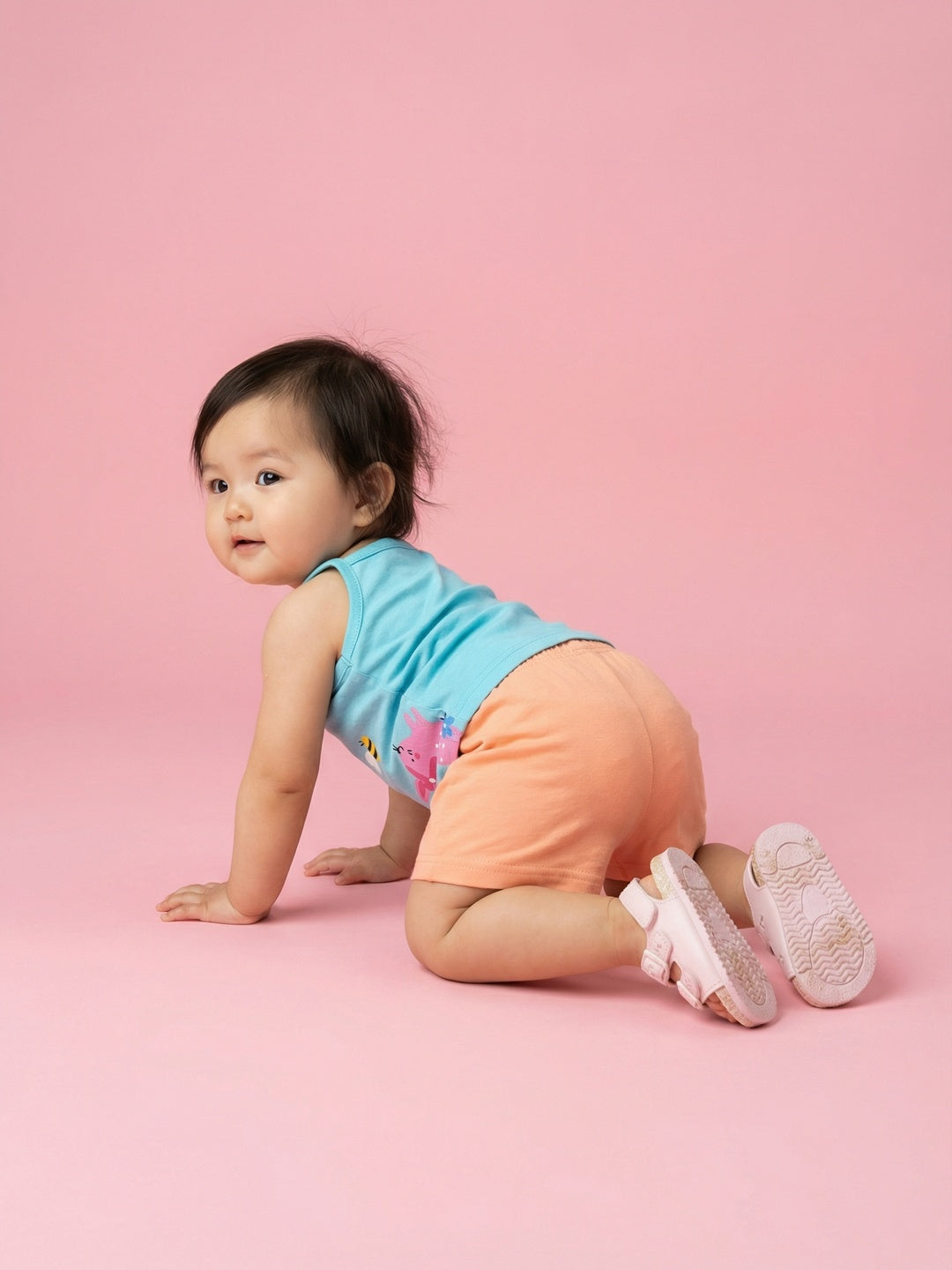 Nautinati Baby Girls Animal & Nature Printed Regular Fit Round Neck T-shirt and Shorts Clothing Set