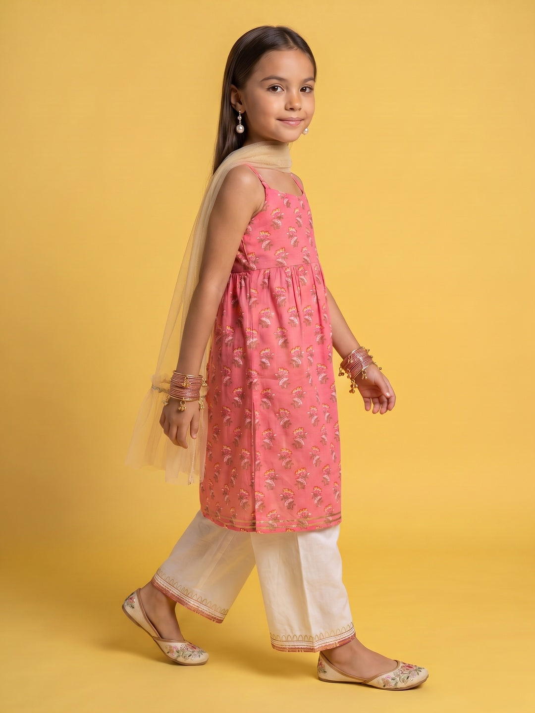 Girls Pink-White Floral Printed Cotton A-Line Kurta With Gathered Waist And Palazzo With Dupatta