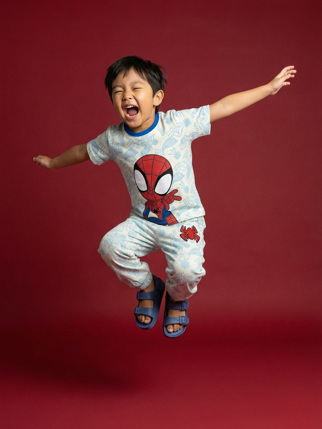 Nautinati Boys' Marvel Spiderman 100% cotton Printed  T-shirt with Joggers Night Suit