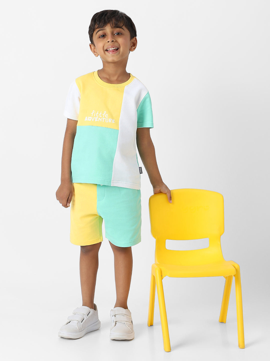 Nautinati Boys' Colourblock Combo Set of T-shirt and Shorts